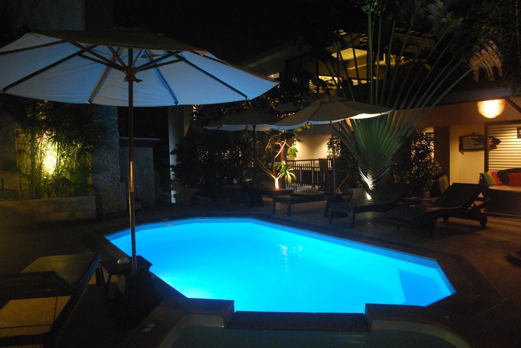 Hotel Baan Andaman Sea Surf Patong Exterior foto