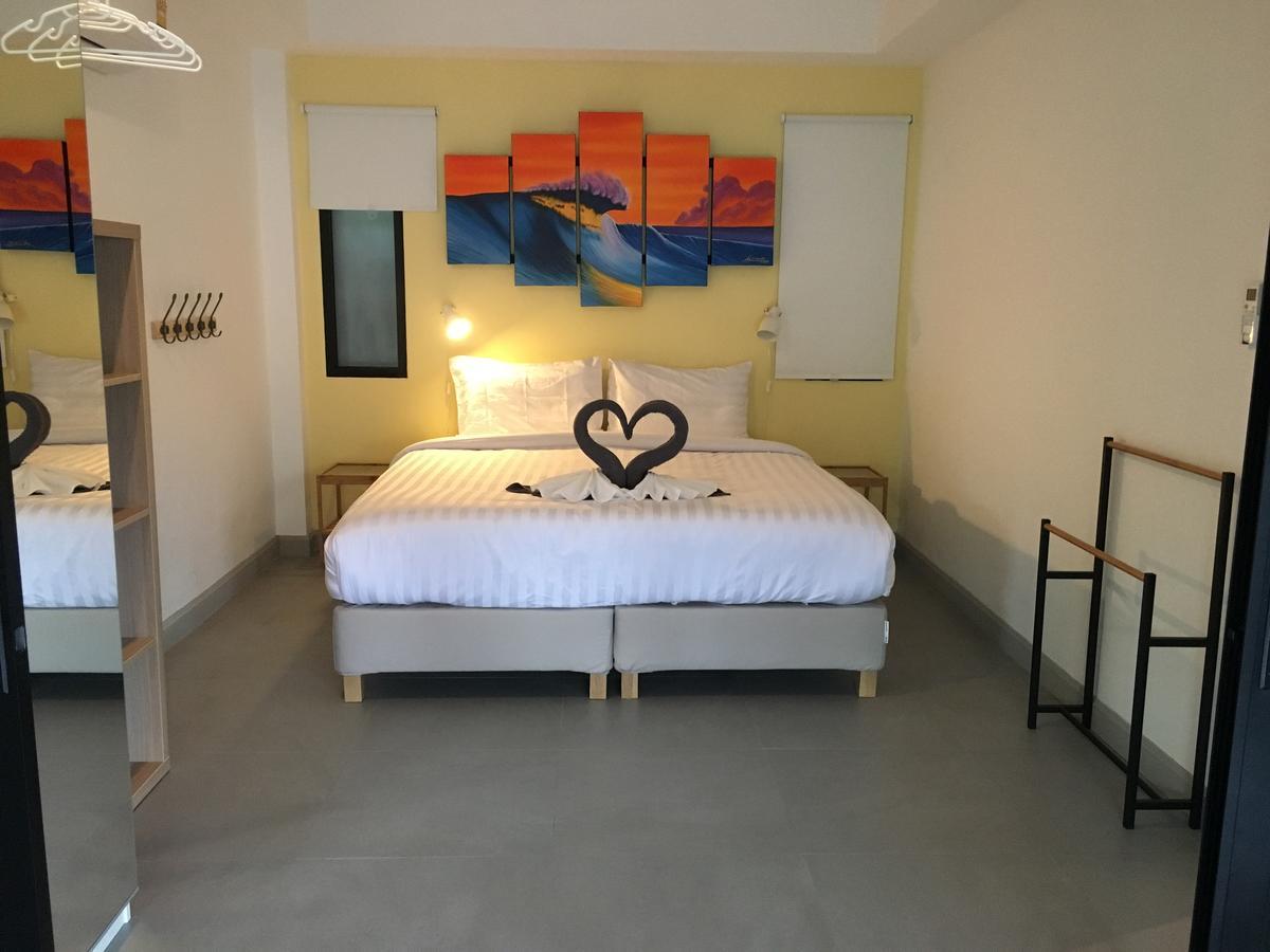 Hotel Baan Andaman Sea Surf Patong Exterior foto